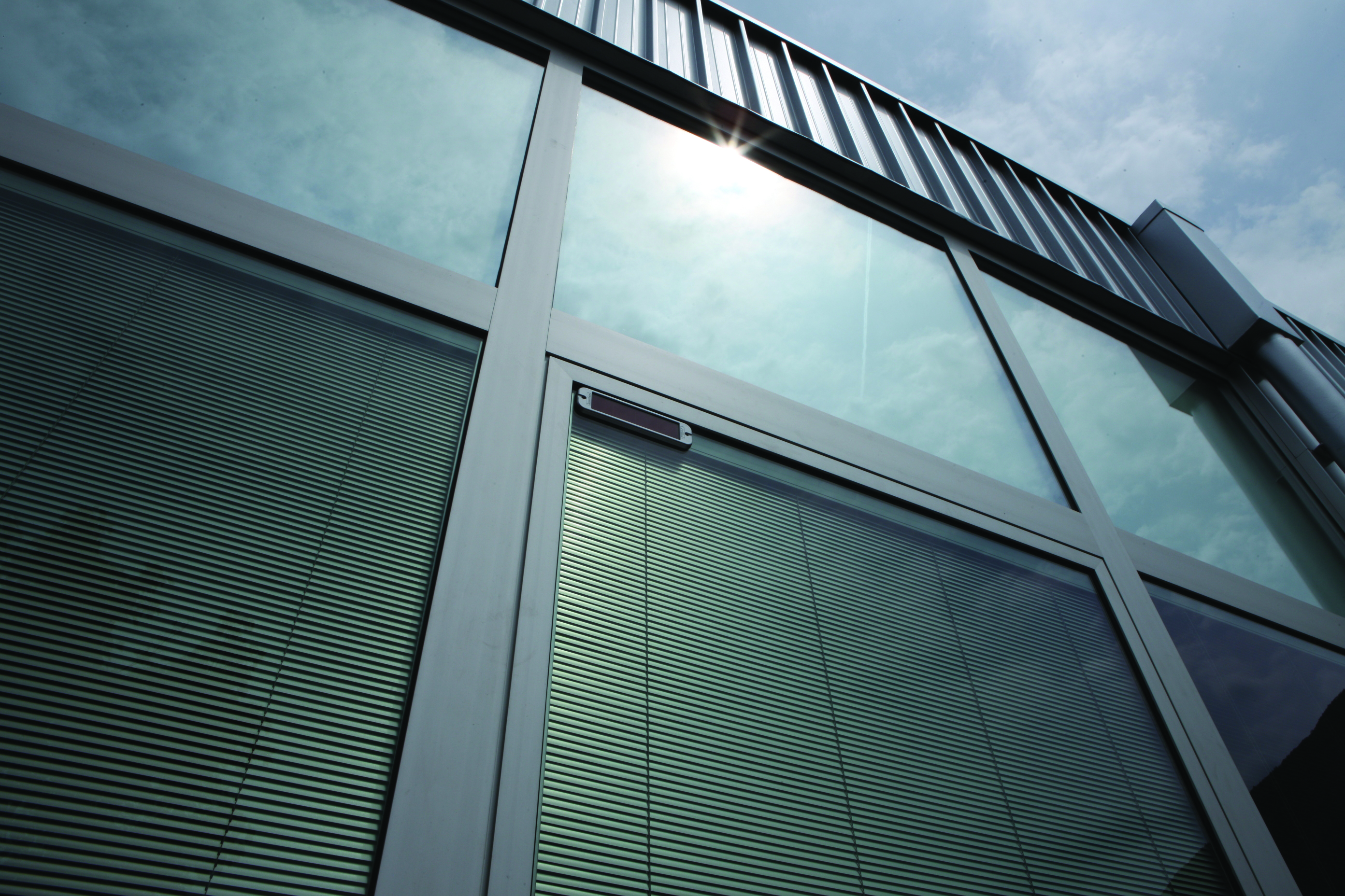 En ScreenLine video hvor du kan se persienneruder i funktion