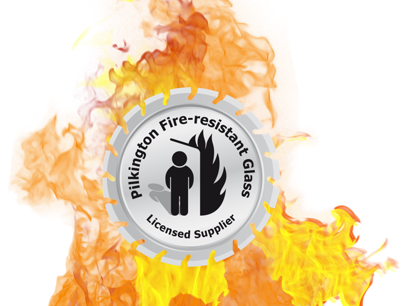 Pilkington emblem på flammer